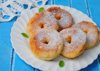 Сирні пончики