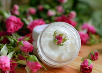 Боремося з сухістю рук