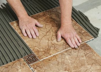 Чи якісно укладена плитка?