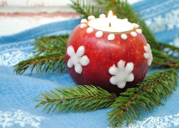 Створюємо затишок за допомогою яблучного свічника