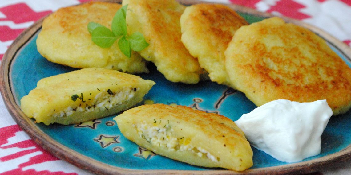 Деруни з начинкою