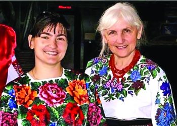 Спецпроєкт оргкомітету «Дня вишиванки» та «Порадниці»:  Кіцманська вишивка