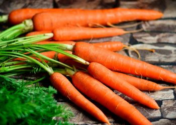 Моркву зберігаю у… каструлі