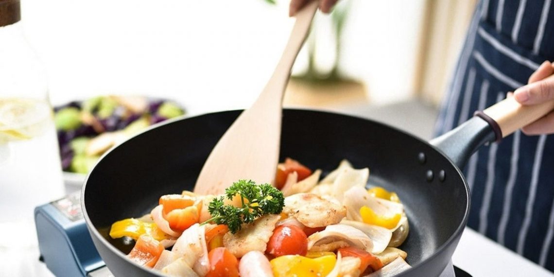 Як зробити антипригарне покриття власноруч