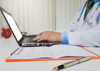 Хто виписує е-направлення