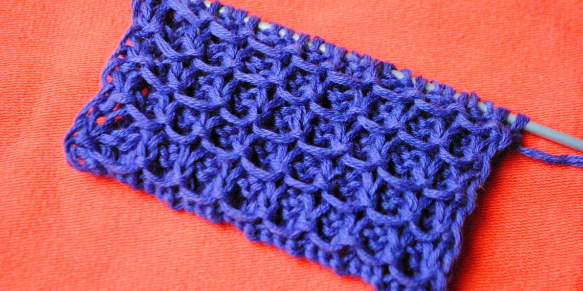 Розкішний візерунок спицями