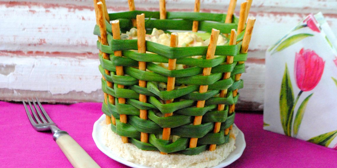 Салатний кошик