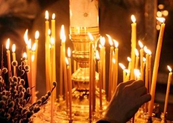 Літургія онлайн: чи може перегляд літургії по телевізору замінити живу присутність у храмі?