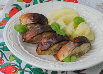 Скумбрія в гірчично-соєвому соусі