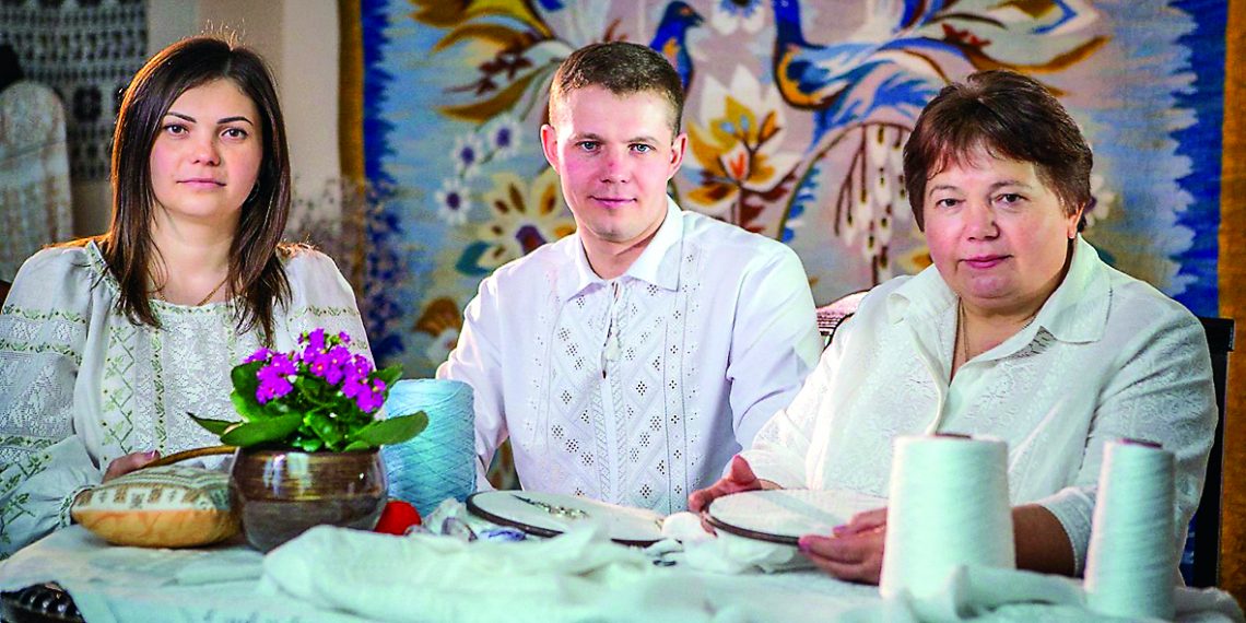 Спецпроєкт «Дня вишиванки» та «Порадниці»: Решетилівська вишивка