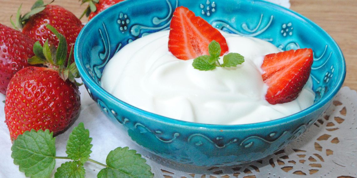 Натуральний йогурт