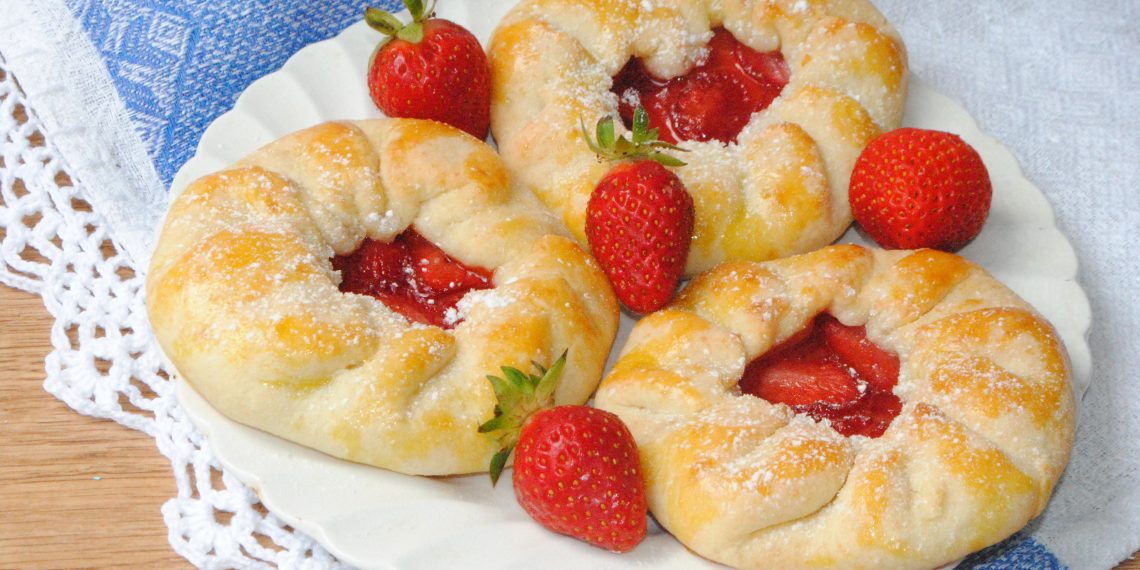 Полунична спокуса