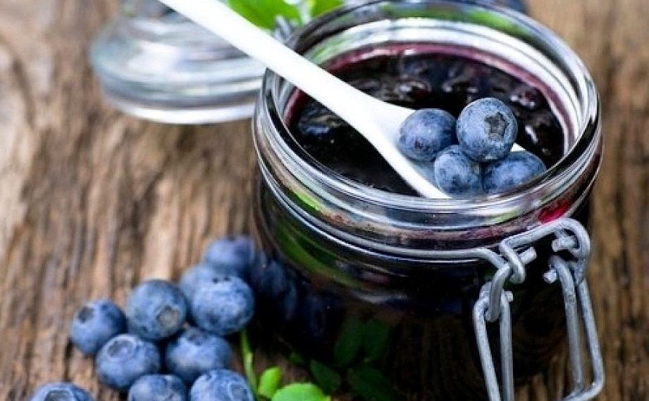 Чорничне варення