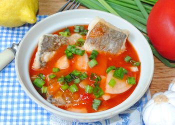 Рибка в томаті по-новому