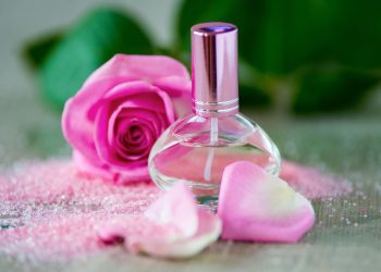 Про що розкаже колір парфумів?