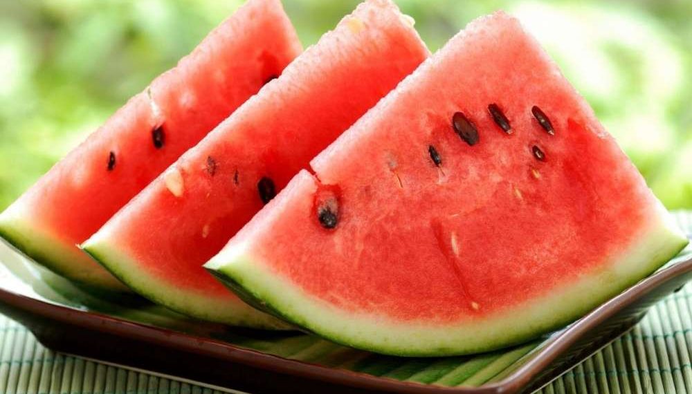 Не їжте кавун до зеленої кірки