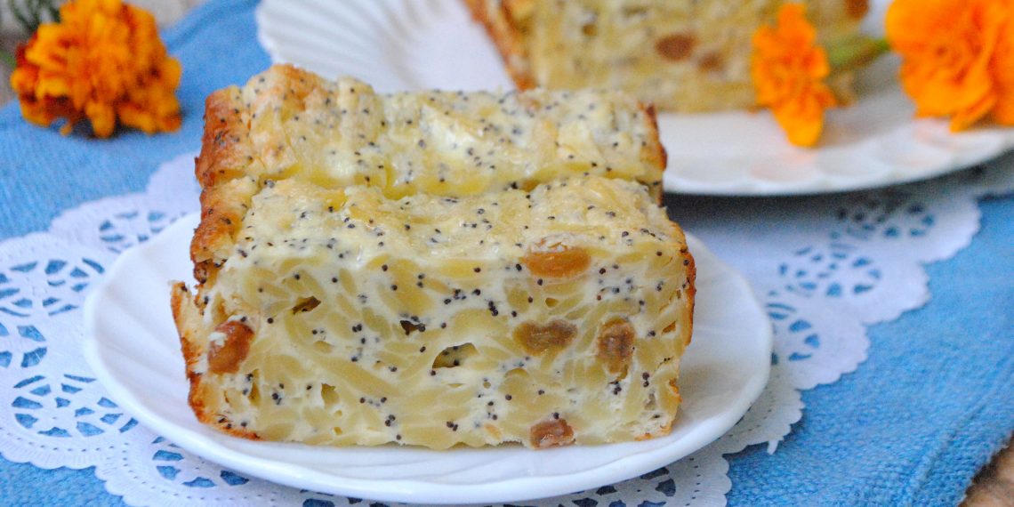 Сирна бабка з локшиною