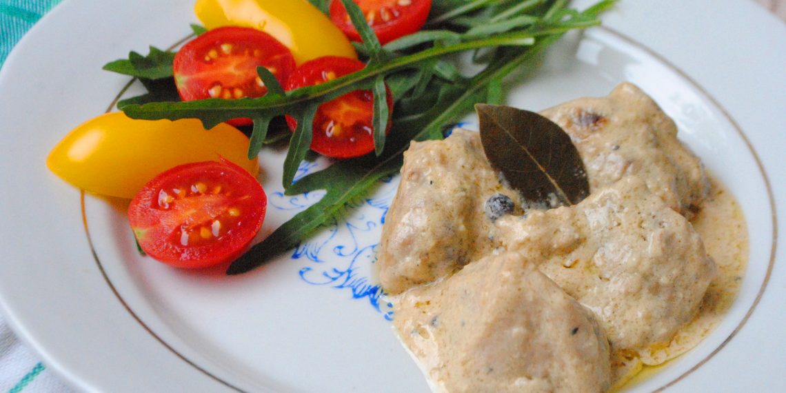 Яловичина в гірчичному соусі