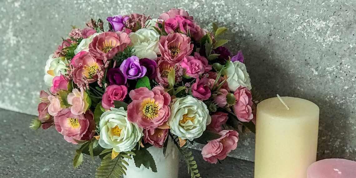 Чому не можна задувати свічку