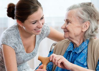 Що входить у соціальну послугу «догляд вдома»?