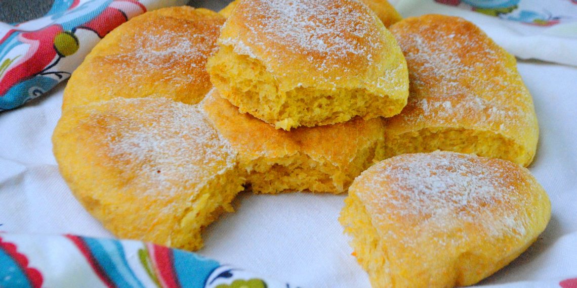 Морквяні булочки на вівсяному молоці