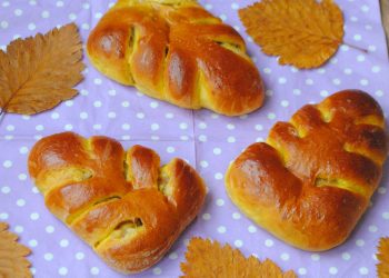 Гарбузові булочки здобні “листочки”