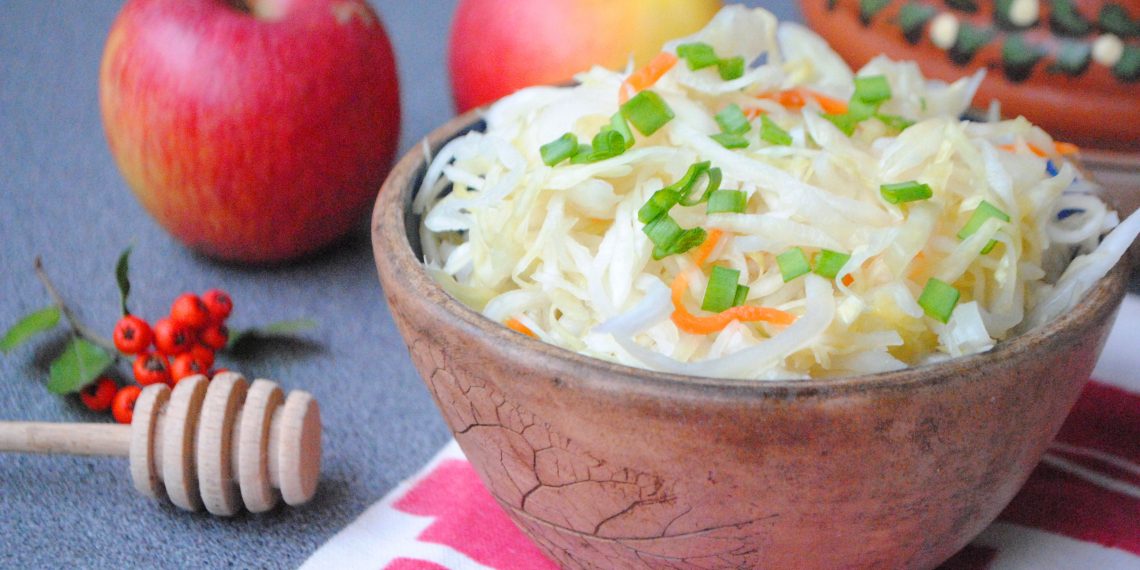 Квашена капуста: медова, гірчична та з хріном