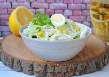 4 рецепти салатів з пекінки, коли хочеться чогось легенького