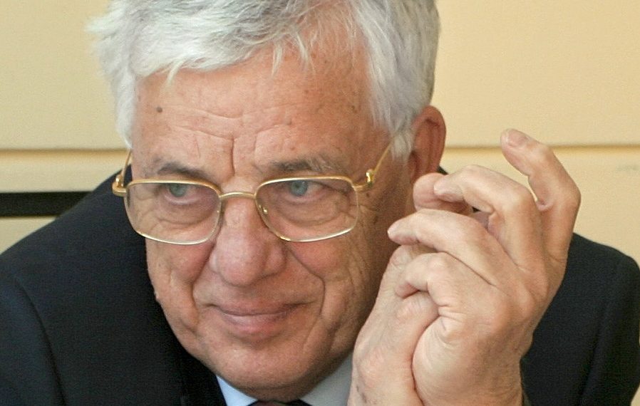 Раймонд Паулс: музика життя Маестро