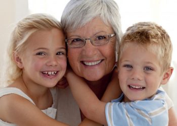 Яка вона — ідеальна бабуся?