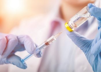 Бустерна доза для людей віком 60+