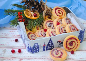 Сирно-пісочне печиво з журавлиною