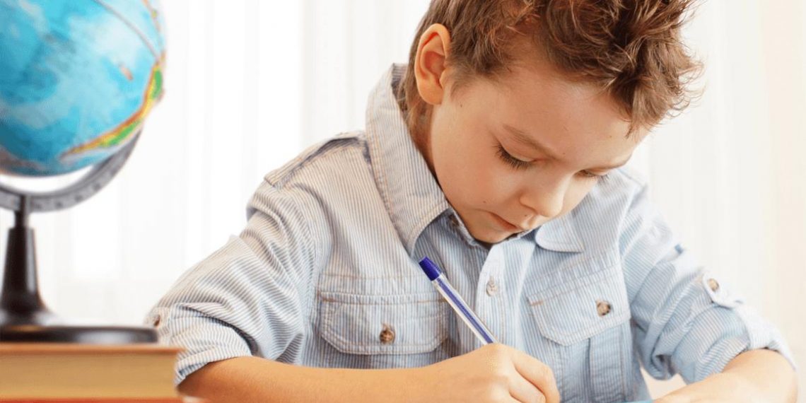Як привчити дитину до навчання?