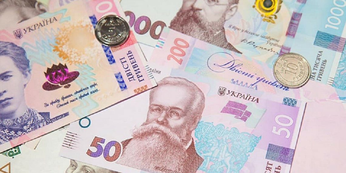 Хто несе відповідальність за затримку зарплати в регіонах бойових дій?