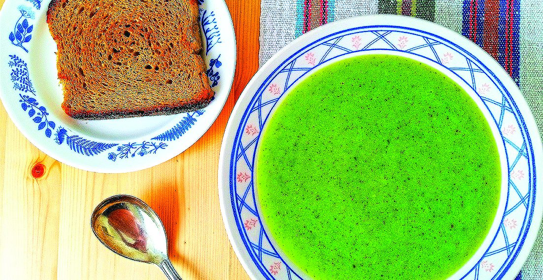 Суп-пюре із зеленого горошку та м’яти