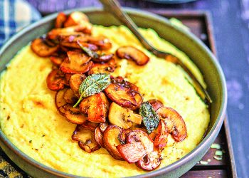 Банош з кукурудзяної крупи: просто і доступно