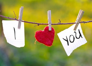 Як зберегти стосунки під час війни: поради жінкам і чоловікам