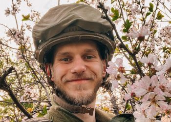 Дмитро Козацький: промінь сонця в пеклі “Азовсталі”