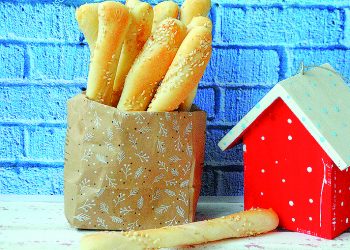 Хрусткі хлібні палички