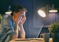 Робота вночі може призвести до безсоння