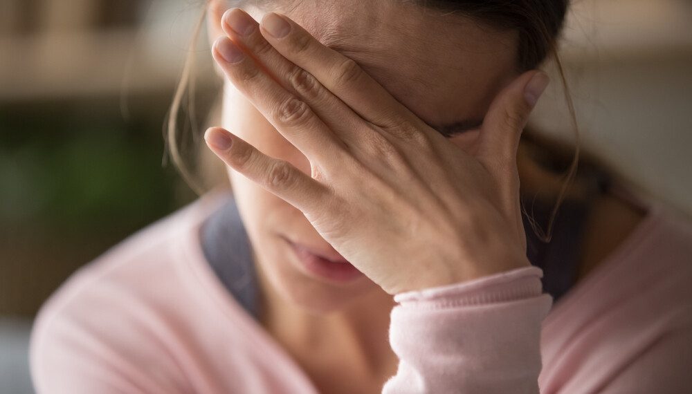 Що допоможе знизити рівень тривожності: антидепресанти чи терапія?