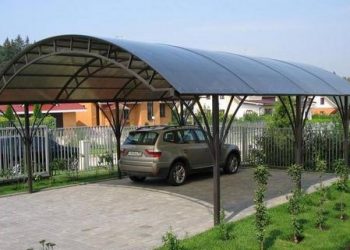 Навіс із полікарбонату, альтернатива гаражу
