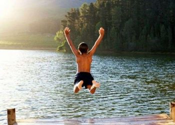 Не стрибайте в холодну воду: це може бути небезпечно!