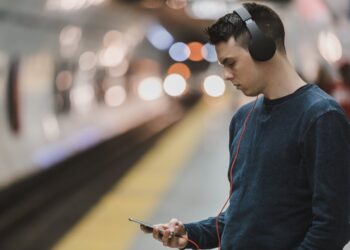 З 7 жовтня музика у громадському транспорті — під забороною