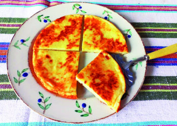 Сирний пляцок на сніданок