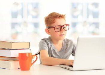 В Україні запускається освітній хаб Google Знання