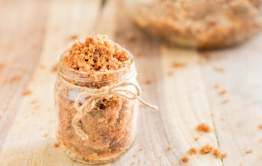 Цукровий скраб для ніг: рецепт приготування в домашніх умовах