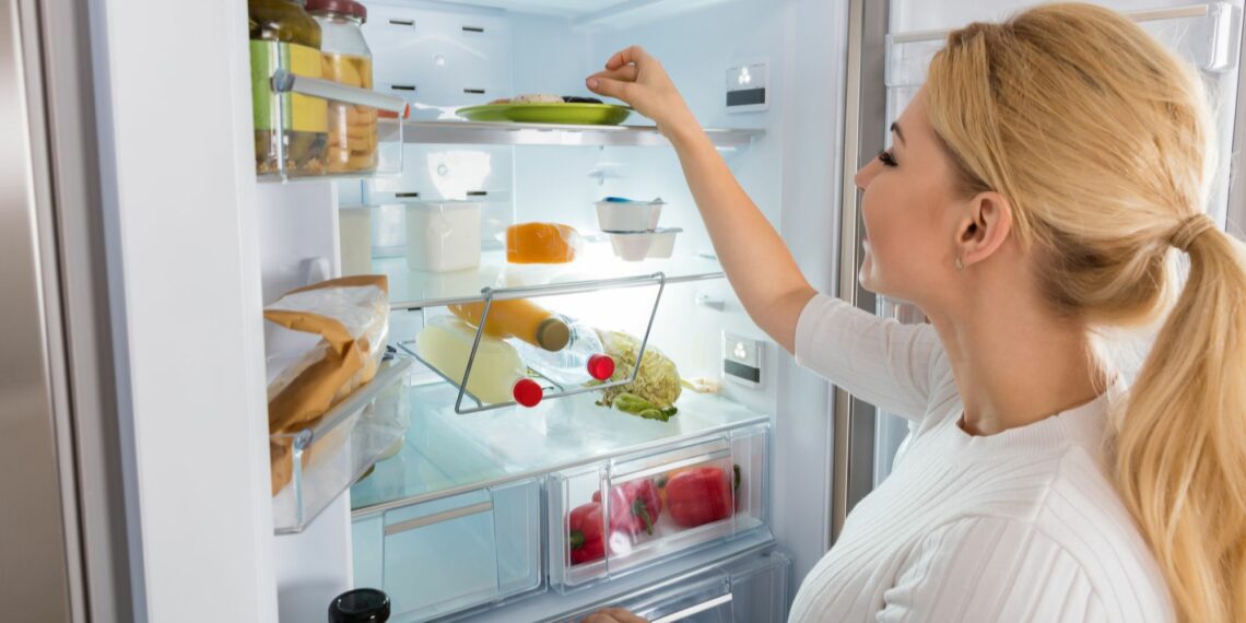 Як зберігати продукти і безпечно харчуватися в умовах постійних відключень світла