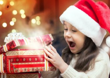 Діти українських захисників отримають подарунки на Миколая від фонду “Razom”