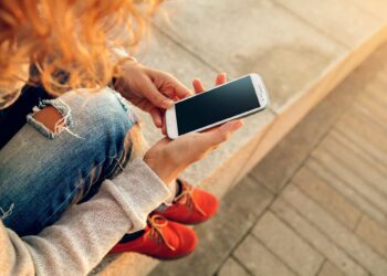 Де дізнаватися новини, коли не працює ефірне мовлення